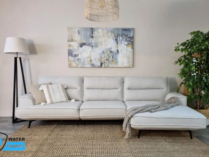 Sofá con Chaise MARIUS Beige en Beige - Sillones y sofás, Uruguay | Finkel