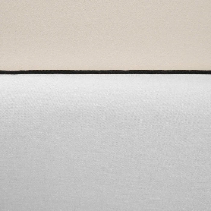 Respaldo con funda con vivos pestaña en Blanco - Dormitorio, Uruguay | Pieza Clave, vista 8