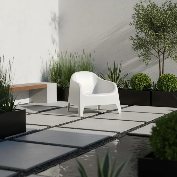 Butaca Exterior Polipropileno Blanco Skarpo en Blanco - Muebles para el exterior, Uruguay | Divino