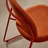 Silla apilable Meli de chenilla beige y patas de metal beige FSC Mix Credit - terracota y patas de metal terracota en Rojo - Sillas, Uruguay | Kavehome, vista 4 de 9