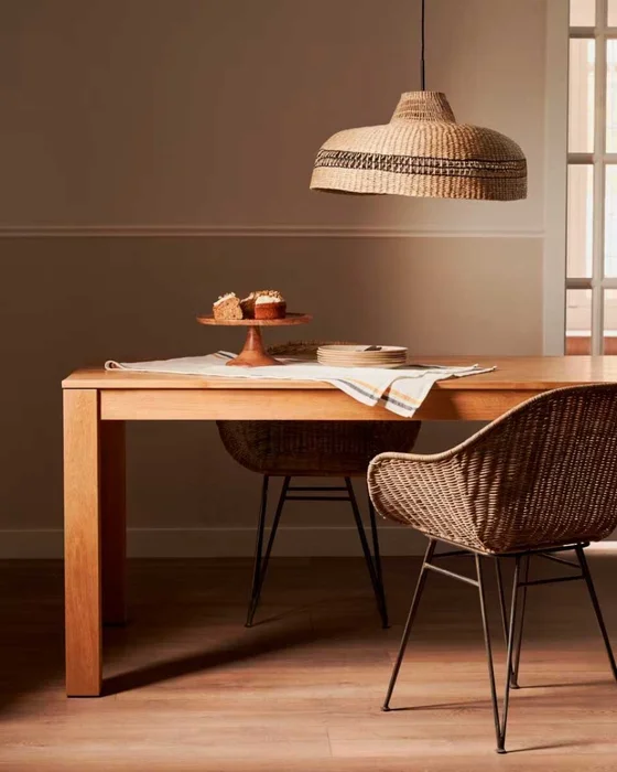 Mesa extensible Isbel 180 (260) x 90 cm madera maciza de roble en Madera natural - Mesas de comedor, Uruguay | Kavehome, vista 2