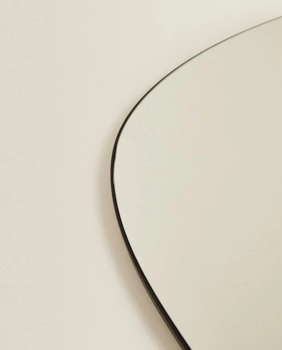 ESPEJO PARED IRREGULAR GRANDE en Negro - Espejos, Uruguay | Zara Home, vista 4
