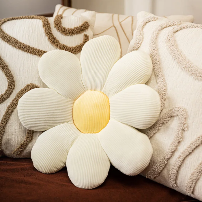 Almohadón Flor en Beige - Textiles, Uruguay | Buho Store, vista 2