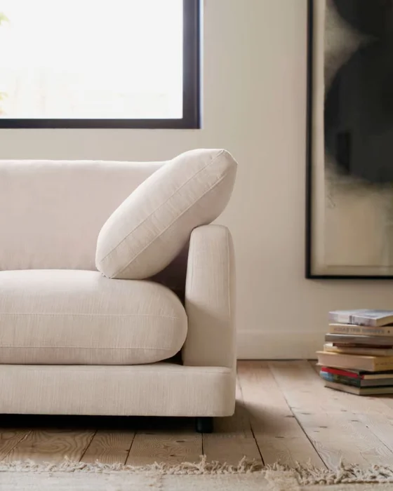 Sofá Gala 3 plazas beige 210 cm en Blanco - Sillones y sofás, Uruguay | Kavehome, vista 3