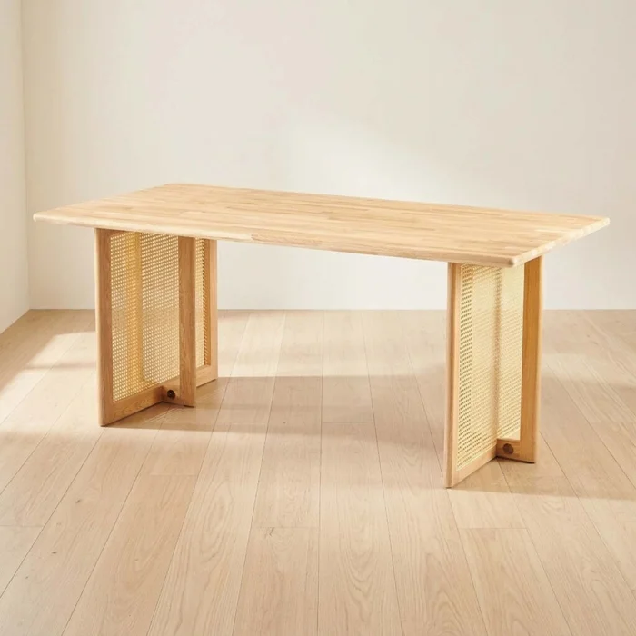Mesa De Comedor Rattan-y-madera Natural-beige Brisa en Madera natural - Mesas de comedor, Uruguay | Divino