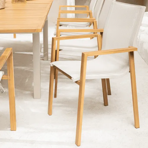 Silla de comedor Odyssea Gamma simil madera en Off-white - Muebles para el exterior, Uruguay | Naterial Uruguay