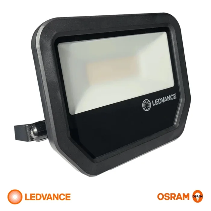 Proyector LED LEDVANCE OSRAM 50W Luz Fría en Negro - Lámparas colgantes, Uruguay | Serlux