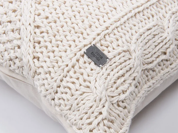 Almohadon Trenzas - Textiles, Uruguay | Arquetipo, vista 2