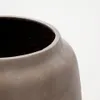 Macetero Lira de efecto terracota - Ø53 cm en Gris - Macetas, Uruguay | Kavehome, vista 4 de 6