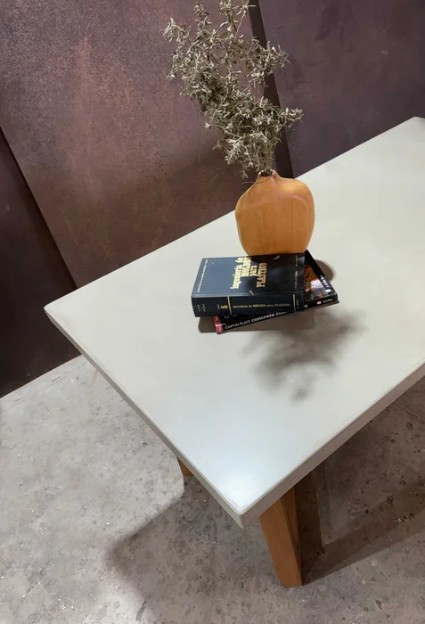 Mesa de comedor CETUS en Gris - Mesas de comedor, Uruguay | Mezcla, vista 2