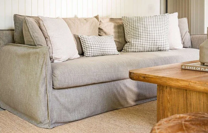 SILLON ALMA LINO BELGA ANTIMANCHAS - 2.30 MTS en Gris - Sillones y sofás, Uruguay | La Iberica