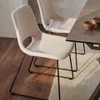 Silla Zahara beige y patas de acero con acabado negro en Beige - Sillas, Uruguay | Kavehome, vista 2 de 8