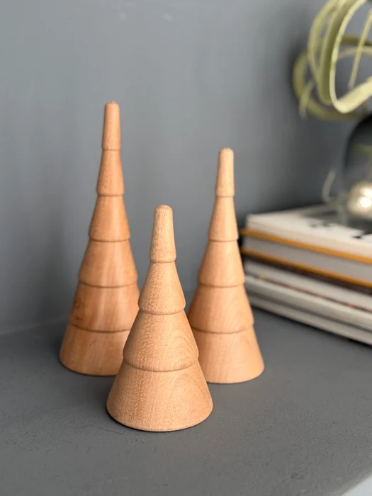Set de pinitos torneados x 3 en Madera natural - Decoración, Uruguay | Dreams On Time, vista 9