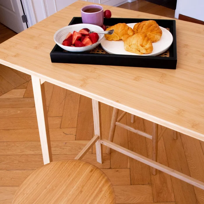 Desayunador Odda (incluye 2 banquetas) en Madera natural - Muebles, Uruguay | Uruguay Bamboo, vista 2