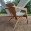 Butterfly Chair | Hans Wegner en Madera natural - Butacas, banquetas y puffs, Uruguay | Mad for Modern, vista 2 de 3