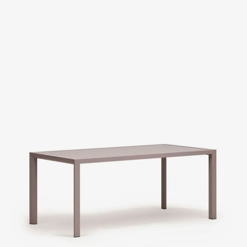 Mesa de exterior Culip de aluminio con acabado marrón - 180 x 90 cm en Marrón - Mesas de comedor, Uruguay | Kavehome