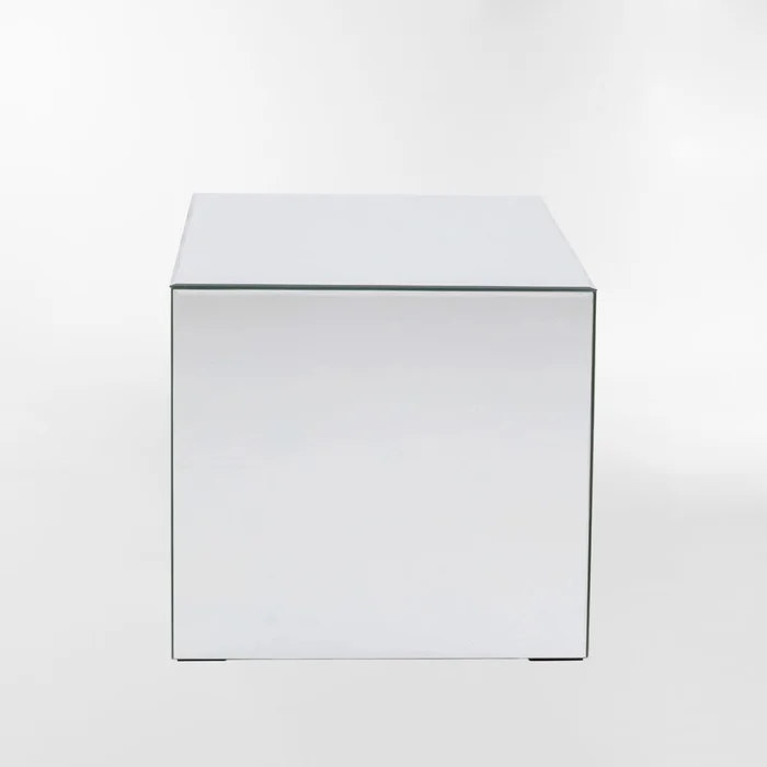 MESA AUXILIAR LUXY MIRROR Plateado CUADRADO/A en plateado (espejo). - Garantía: 1 año. Productos que te pueden interesar MESA AUX - Mesas de comedor, Uruguay | Viasono, vista 2