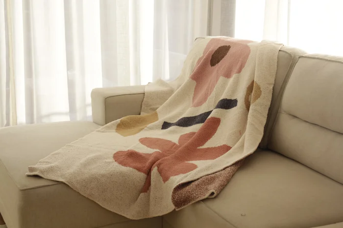 manta flora en Multicolor - Textiles, Uruguay | Proyecto Forma