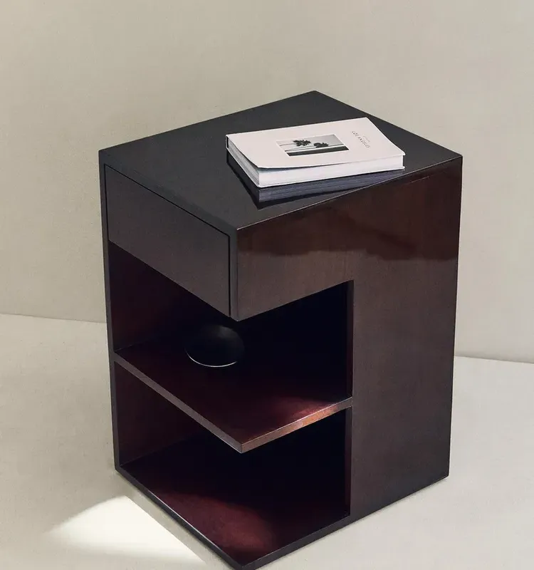 MESITA LACADA MADERA MANGO - Mesas de luz, Uruguay | Zara Home