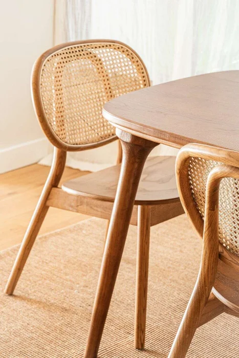 MESA COMEDOR PETIT OVAL - 1.30 X 0.80 MTS en Madera natural - Mesas de comedor, Uruguay | La Iberica, vista 5