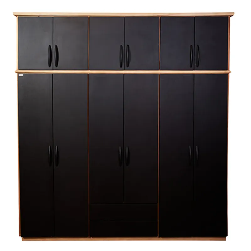 Placard 2,10 - 12 puertas — Serra Amoblamientos en Madera natural - Roperos y placares, Uruguay | Serra Amoblamientos