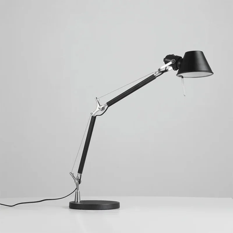 Lámpara de Mesa Charlotte Negra en Negro - Lámparas de mesa, Uruguay | Serlux, vista 4