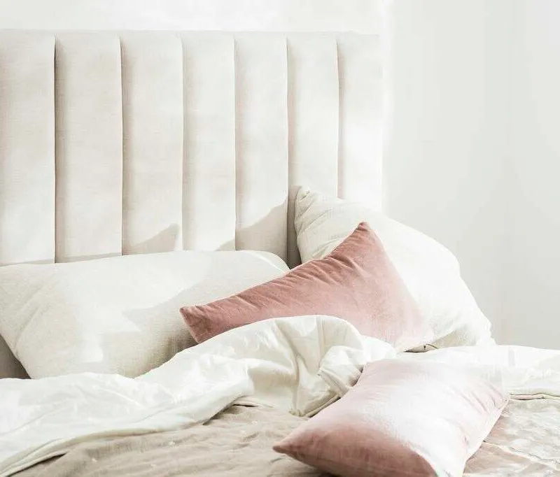 RESPALDO 1970 - TERCIOPELO ANTIMANCHAS en Blanco - Respaldos de cama, Uruguay | La Iberica