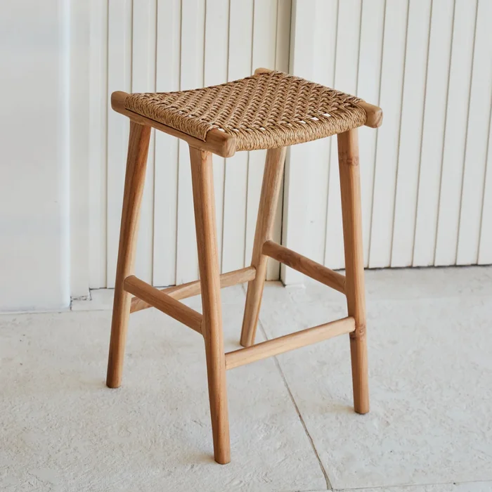Banqueta Lira Grande en Madera natural - Butacas, banquetas y puffs, Uruguay | Casakos, vista 2