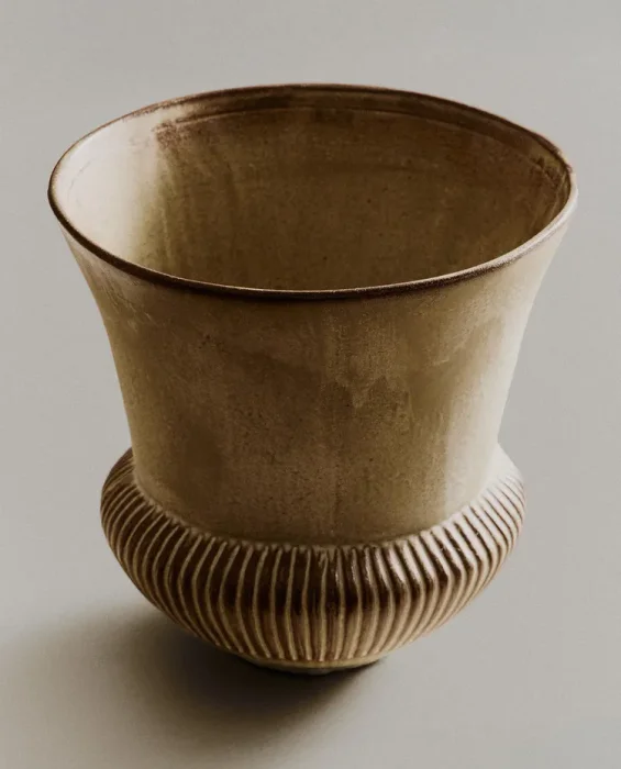 JARRÓN DECORATIVO CERÁMICA - Jarrones, Uruguay | Zara Home