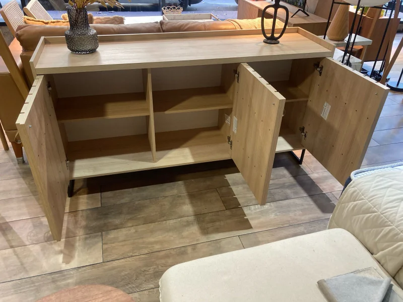 Aparador Trendy Crudo (Pie Negro) 160 cm en Madera natural - Aparadores y recibidores, Uruguay | Berna Home, vista 6