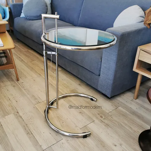 E1027 Inox Side Table | Eileen Gray - Mesas de arrimo, Uruguay | Mad for Modern