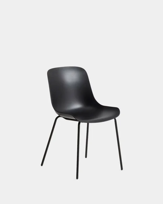Silla Altea beige y patas de acero - con acabado negro en Beige - Sillas, Uruguay | Kavehome