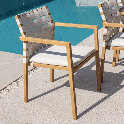 Silla de Comedor Okinawa en Madera natural - Muebles para el exterior, Uruguay | Naterial Uruguay