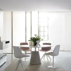 MESA en Gris - Mesas de comedor, Uruguay | Vivai, vista 3