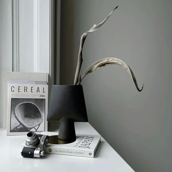 JARRON MUD Negro Small - Decoración, Uruguay | Viasono