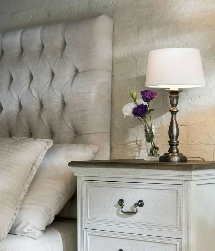 RESPALDO CAPITONEADO CON BOTONES - TELA FIBREGUARD en Beige - Respaldos de cama, Uruguay | La Iberica, vista 4