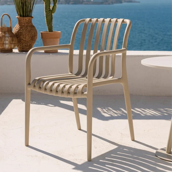 Silla de Exterior Atenas - Beige en Beige - Muebles para el exterior, Uruguay | Rústico Hogar