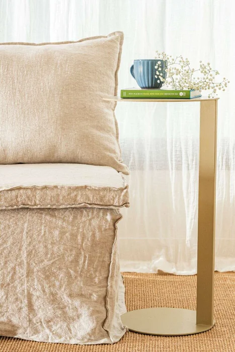 MESA AUXILIAR REDONDA HIERRO - CALIZA en Beige - Mesas de living, Uruguay | La Iberica, vista 5