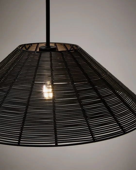 Pantalla para lámpara de techo Saranella de ratán sintético negro - Ø 50 cm en Negro - Muebles para el exterior, Uruguay | Kavehome, vista 3