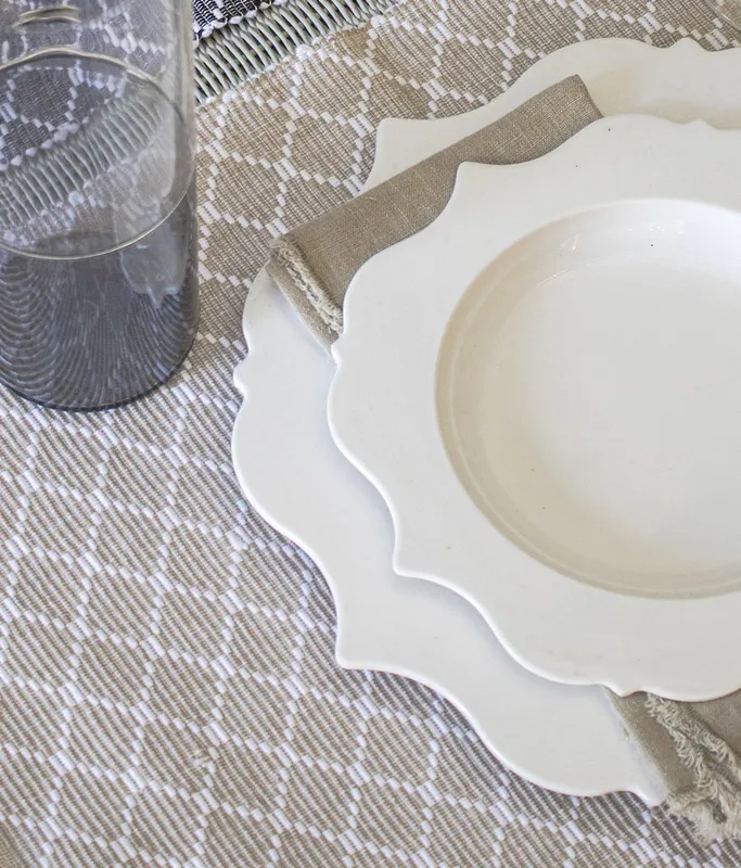 INDIVIDUAL ROMBOS BEIGE O GRIS en Beige - Textiles, Uruguay | Sentido Jose Ignacio