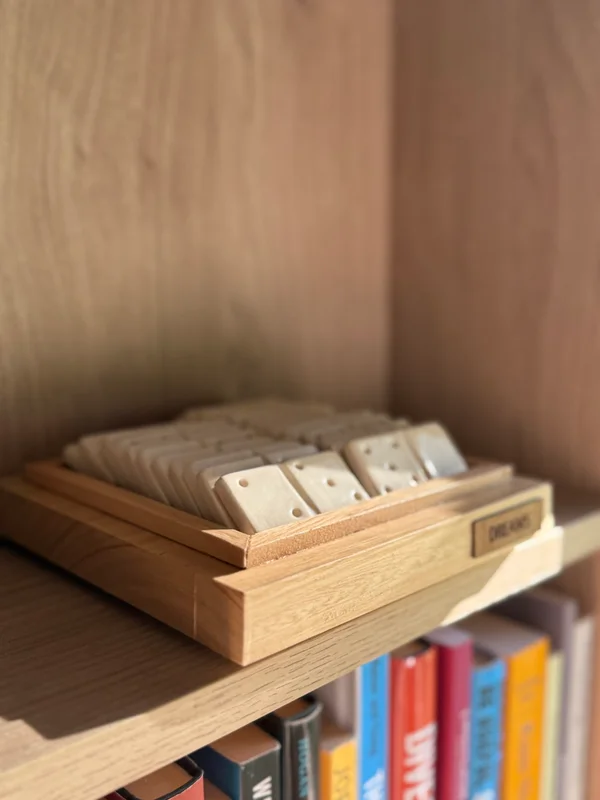Dominó artesanal (juego completo) en Madera natural - Decoración, Uruguay | Dreams On Time, vista 14