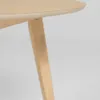 Mesa redonda Batilde madera maciza caucho con chapa de fresno Ø 120 cm en Madera natural - Mesas de comedor, Uruguay | Kavehome, vista 4 de 8
