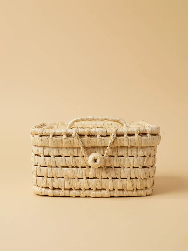 CANASTO CON TAPA FIBRA NATURAL en Madera natural - Decoración, Uruguay | Cabana, vista 2