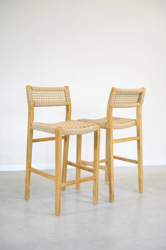 Banqueta en teca y loom sintético - Butacas, banquetas y puffs, Uruguay | Entrecasa, vista 3