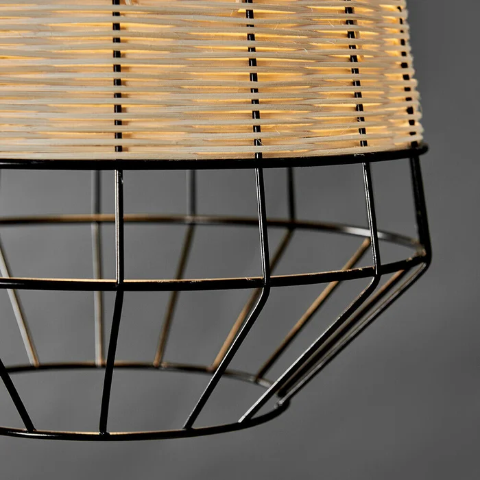 Colgante rattan color natural y reja negra 40cm en Multicolor - Lámparas colgantes, Uruguay | Iluminica, vista 3