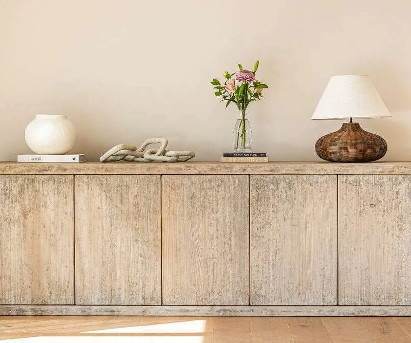 APARADOR BALZAC - PINO MACIZO RECICLADO GRIS - 2.53 MTS en Madera natural - Bibliotecas, Uruguay | La Iberica