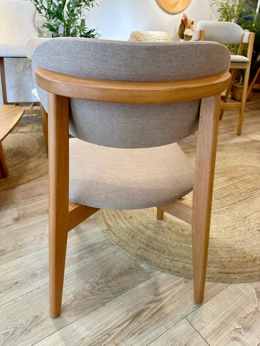 SILLA AXIS Tono madera miel,. tela gris en Marrón - Muebles, Uruguay | Indrana, vista 9