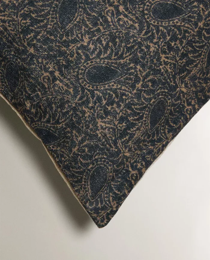 FUNDA COJÍN PRINT PAISLEY en Multicolor - Textiles, Uruguay | Zara Home, vista 2