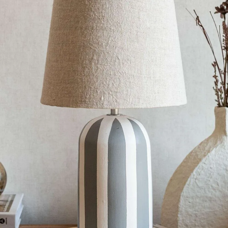 LAMPARA GREY - CERAMICA RAYAS en Multicolor - Lámparas de mesa, Uruguay | La Iberica