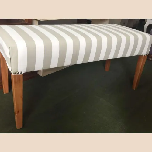 Banqueta Melissa - Butacas, banquetas y puffs, Uruguay | Viladecó Muebles